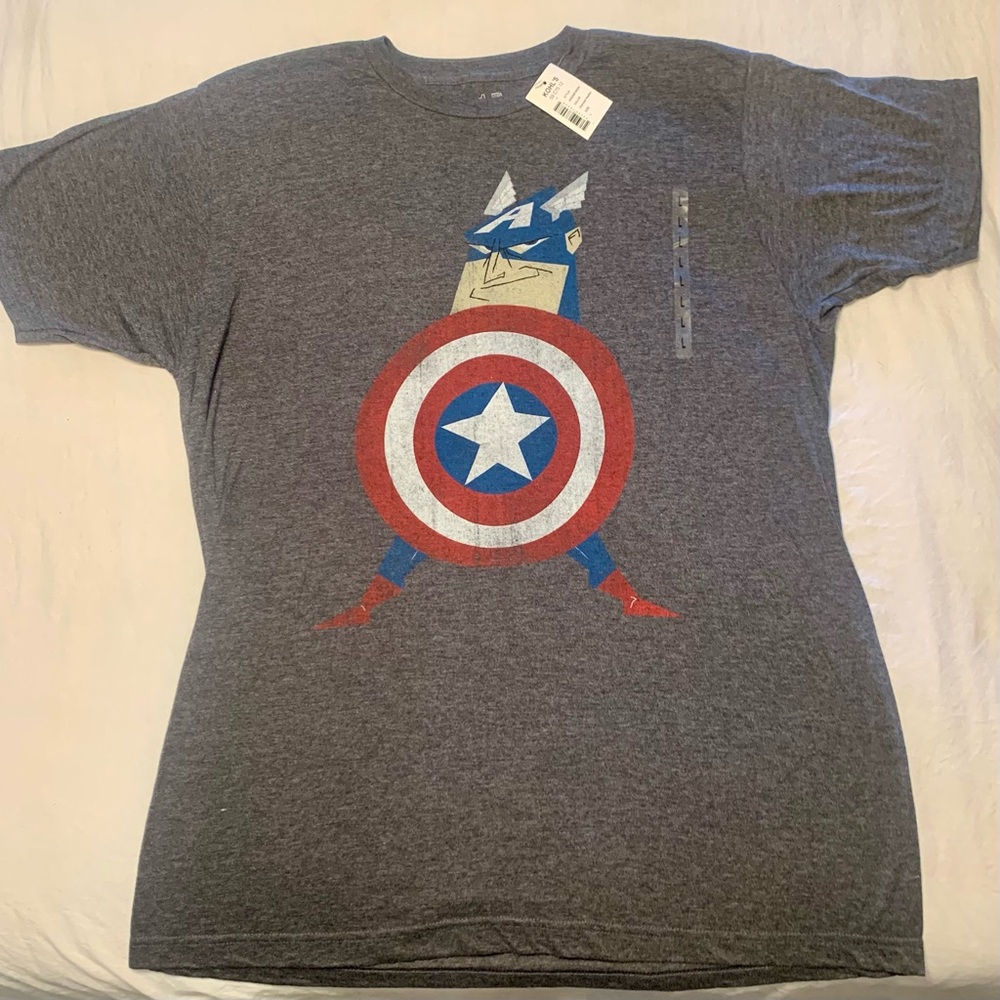 Marvel Avengers Captain America Gray T-shirt Size Large NEW WITH TAGS